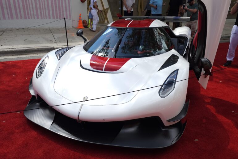 2025 Koenigsegg Jesko Attack [8160 x 4592]