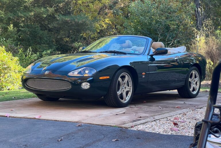 03' Jaguar XKR color mismatched McLaren 720s driver seat swap.  Keep it or swap it back?