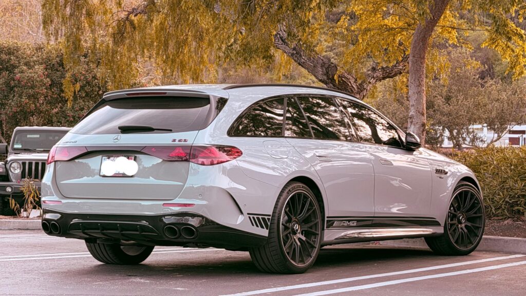 I love me a wagon. [MBZ E53 AMG] at the golf course.