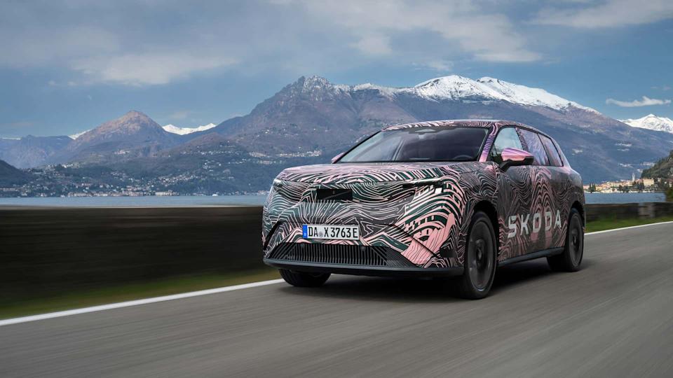 2027 Skoda Peaq teaser