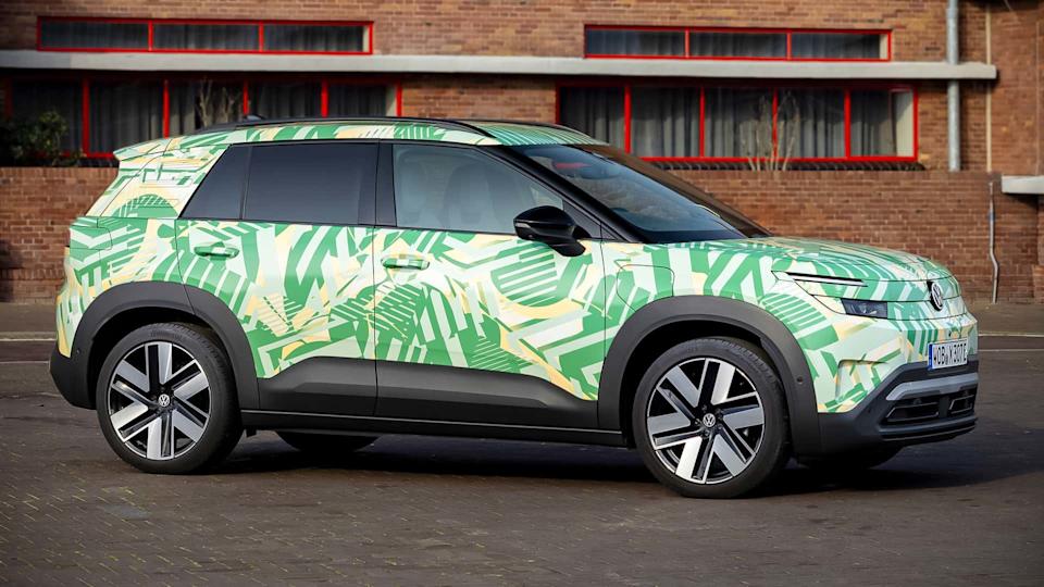 VW ID Cross series version disguised on factory pictures (2026)