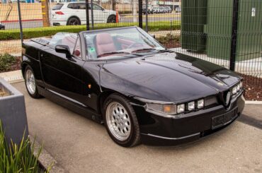 [Alfa Romeo RZ] Living in a car-centric city, I always enjoy seeing something I've never seen before.