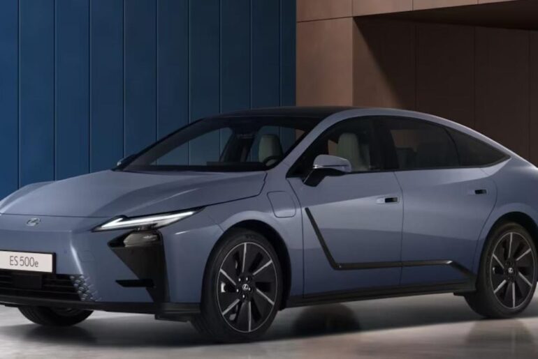 The New Lexus ES Makes Going Electric Look a Lot Less Like a Luxury Tax