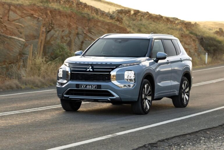 2026 Mitsubishi Outlander PHEV Price and Specs: Updated Model Bring More Range, More Power, More Features