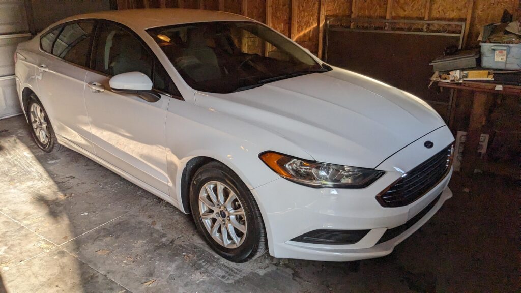 I feel like the Ford fusion is one of the most regular cars out there, and yet as boring and ubiquitous as it is, there's very few videos about them out there.