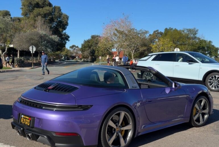 Interesting color on this [Porsche 911]