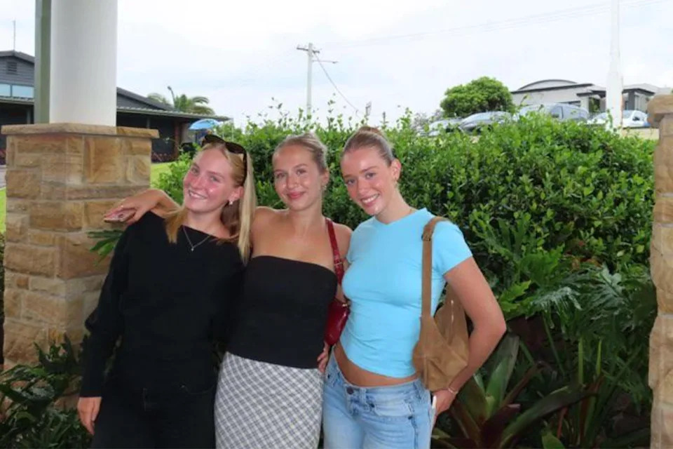 Holly Maw and two friends.