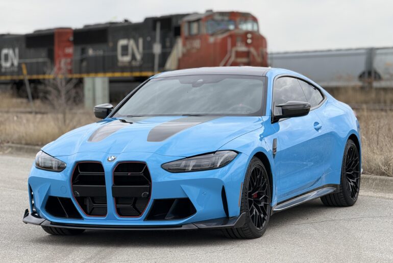 BMW/M4cs [ 1153x2053 ]