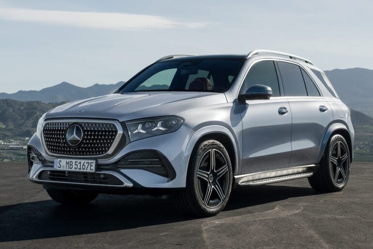 The 2027 Mercedes-Benz GLE-Class Lives On with Extensive Upgrades