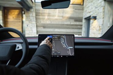 Tesla gets tip of the hat from major Wall Street firm on self-driving prowess