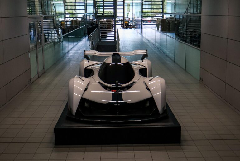 Solus GT [OC][4000x5328]