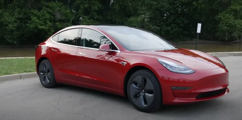 A man in Kentucky revealed the eye-opening cost difference between charging a Tesla Model 3 and fueling a BMW 3 Series after 75,000 miles