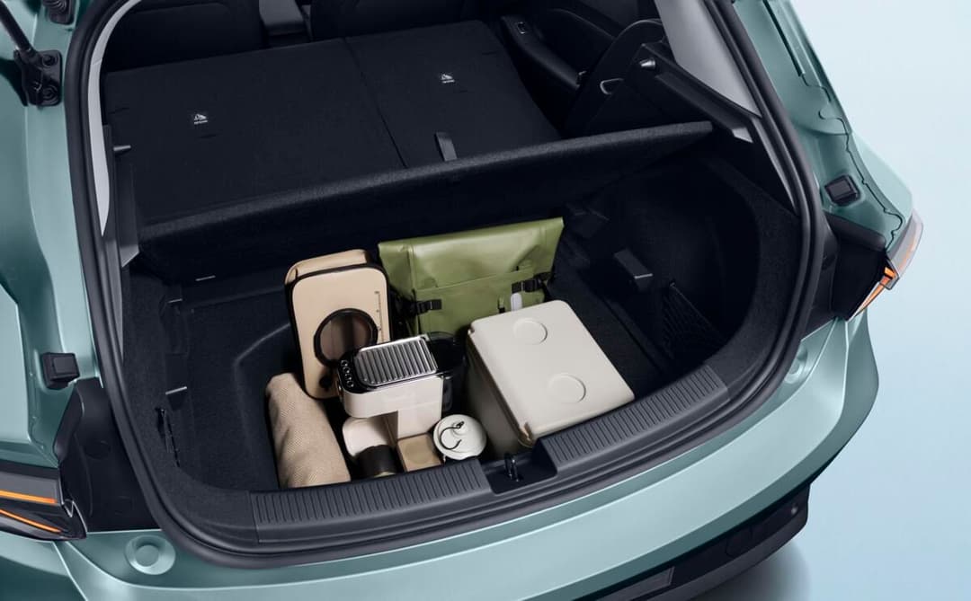 MG4 EV Urban boot area