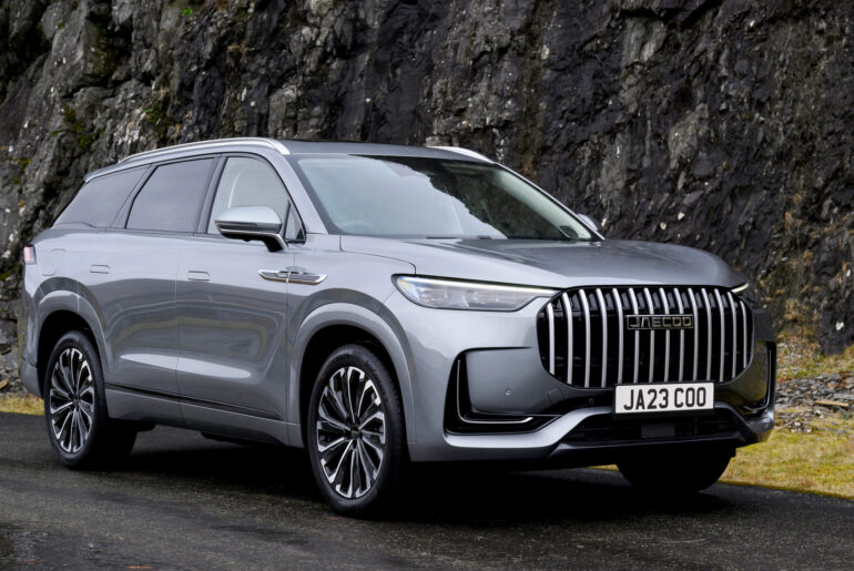 Flagship Jaecoo 8 plug-in hybrid SUV makes UK debut