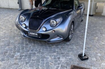 Hurtan Grand Albaycín - Retro-styled roadster/targa based off a Mazda MX5 ND