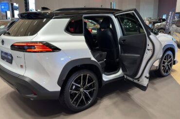 Toyota Corolla Cross GR SPORT 2026 (FACELIFT) - PRACTICALITY test, ROOF RAILS & trunk (Hybrid)