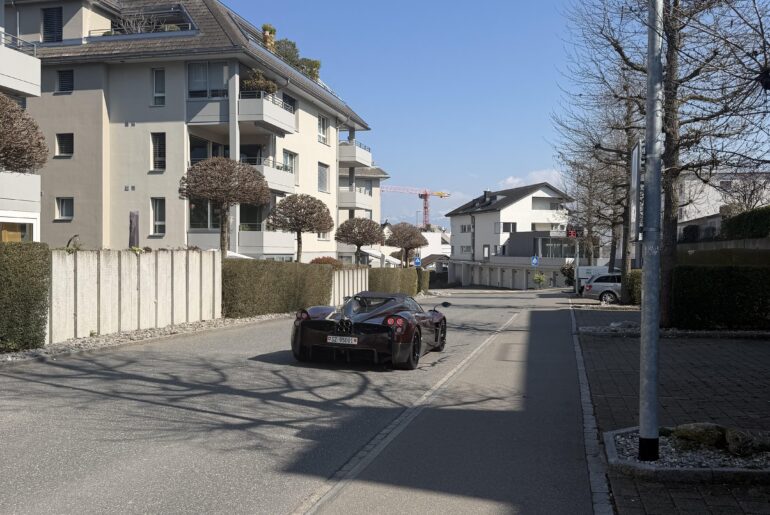 Live: [Pagani Huayra Roadster] in my home village