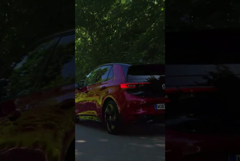 ID.3 GTX. For the people who like their Volkswagen with a bit of bite ⚡️ #Volkswagen