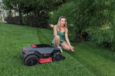 The Tesla of Robot Lawn Mowers - MOVA LiDAX Ultra AWD