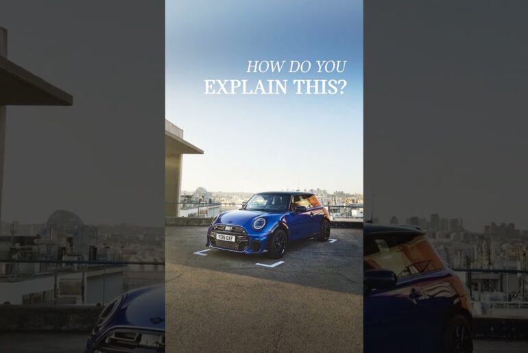 (Blazing) Blue sky thinking. #MINI #youtubeshorts