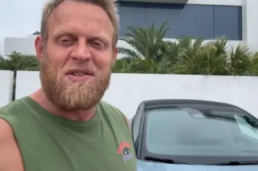 When a YouTuber set out to test the XPeng P7 EREV, he didn’t expect the Chinese car to leave him so impressed by the pace of modern EV technology.