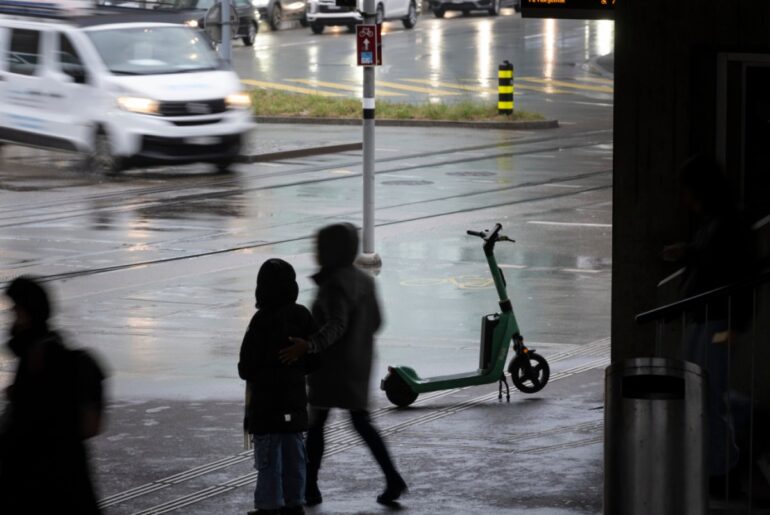 Swiss highlight risks of e-bikes and e-scooters