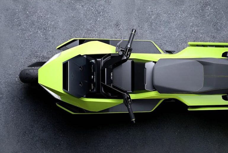 This Wildly Futuristic Commuter Aims to Change the Hardest Part About Riding Motorcycles