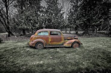 1938 Chevrolet Yard Art [4032 x 2268] [OC]
