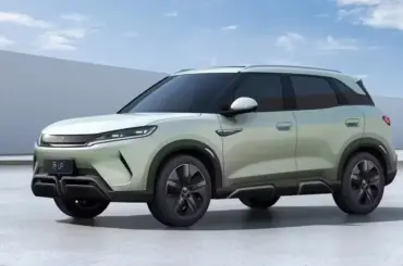 28-year-old Baltimore resident on quest for affordable Chinese EV would do anything to even test drive one