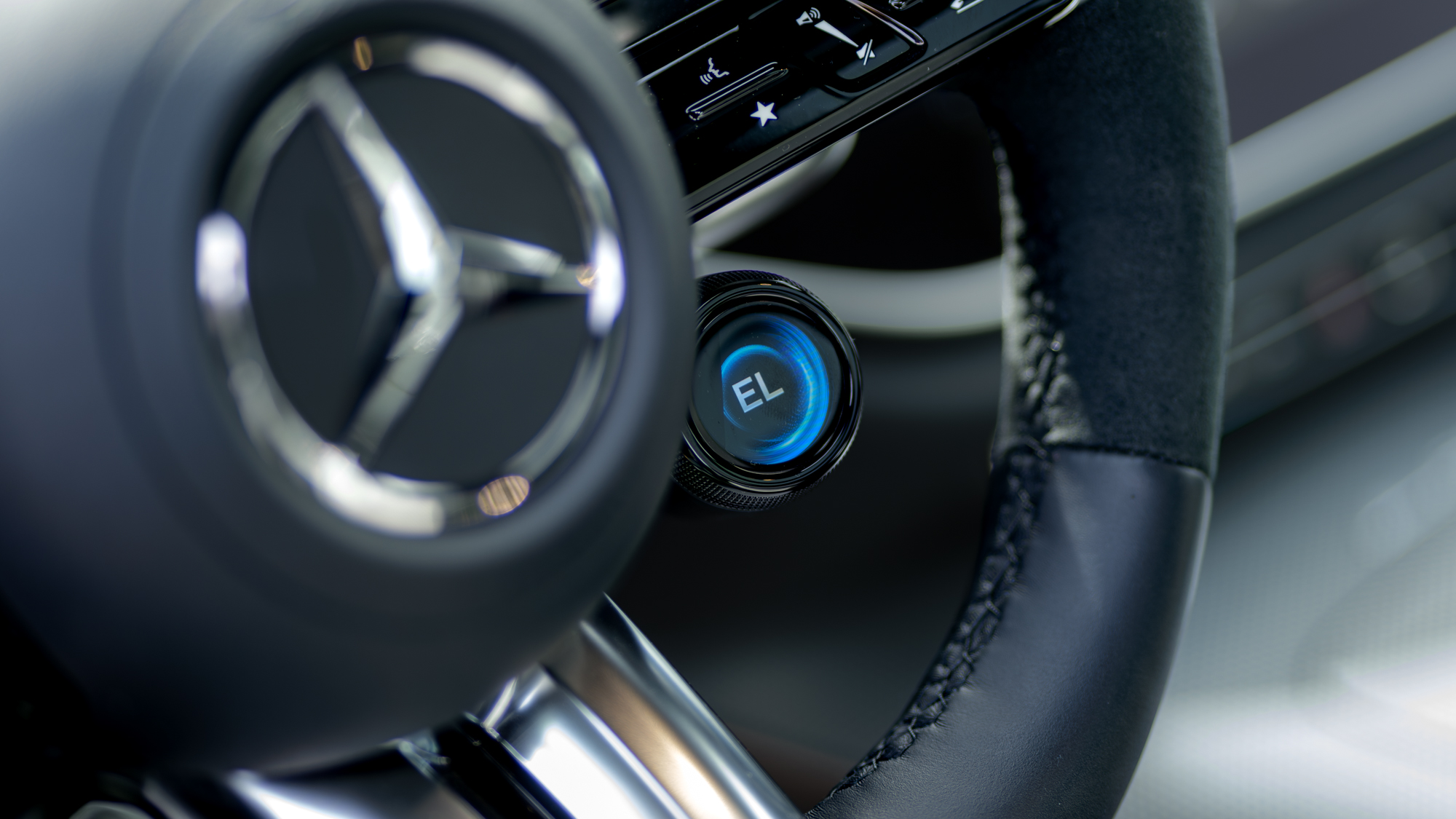 2026 Mercedes-AMG E53 Hybrid Wagon review.