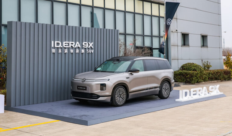 Volkswagen ID. Era 9X 5.2-meter EREV SUV began presales in China for 47,715 USD