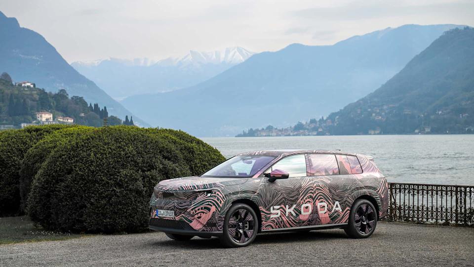 2027 Skoda Peaq teaser