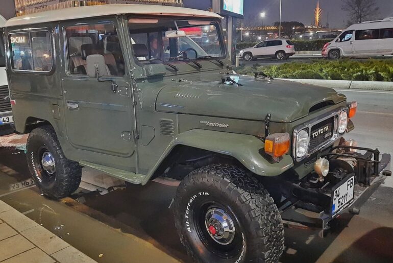 Toyota Land Cruizer (FJ40)