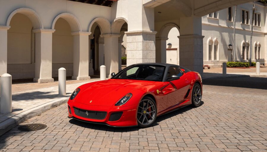 2010 Ferrari 599 GTO [2400×1547]