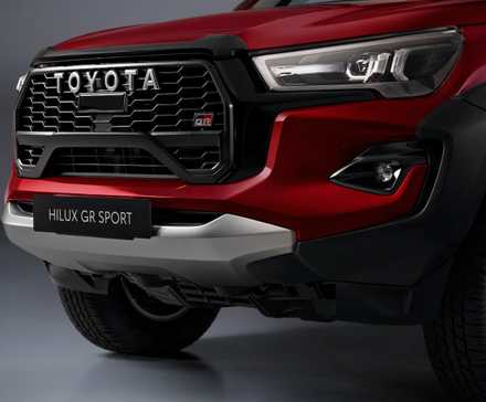 2023 Toyota Hilux GR Sport front close-up