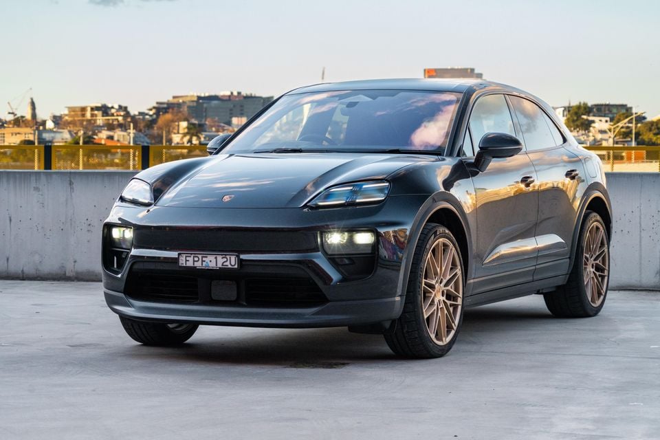 Macan Electric
