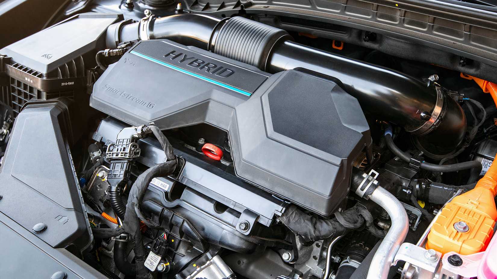 2025 Hyundai Tucson Hybrid engine