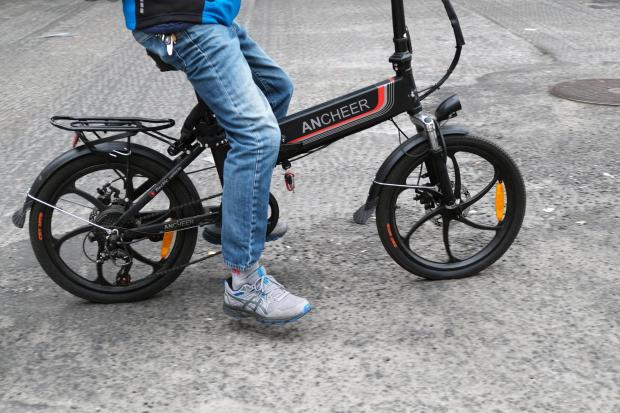 The U.S. Department of Energy reported that e-bike sales across the country in 2022, in the latest available data, eclipsed 1 million units for the first time nearly four times the amount sold in 2019. (Spencer Platt/Getty Images North America/TNS)