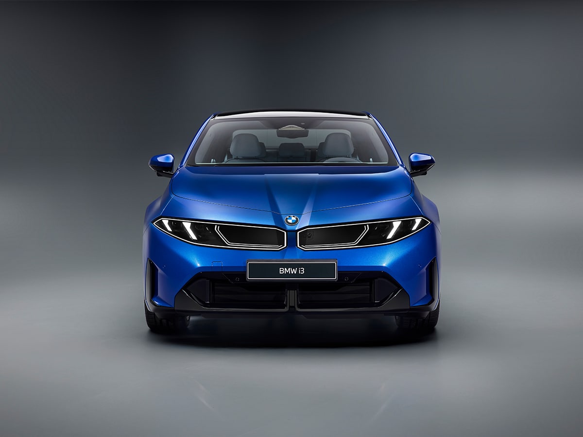 2026 bmw i3 front end straight on