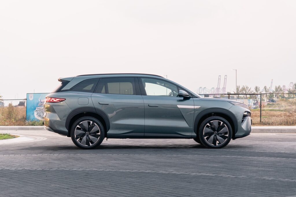  Elon Once Called BYD A Joke. The 2026 Sealion 8 PHEV Disagrees | Review