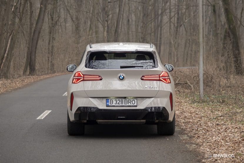 2026 BMW X3 30E REVIEW rear-end