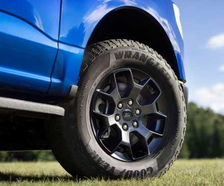 2026-f-150-lightning-stx-16-275