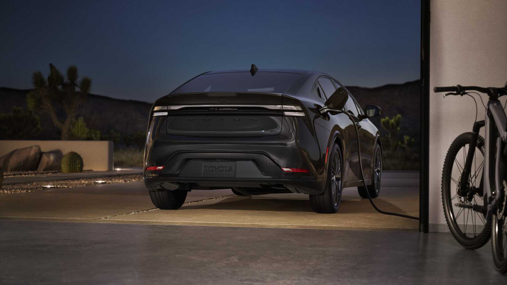 2026 Toyota Prius Plug-In Hybrid-24