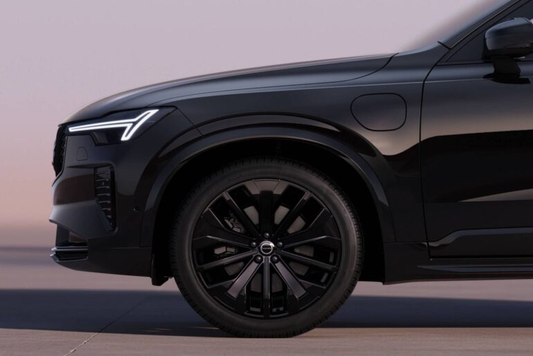 Best 3-Row Hybrid SUVs for 2026