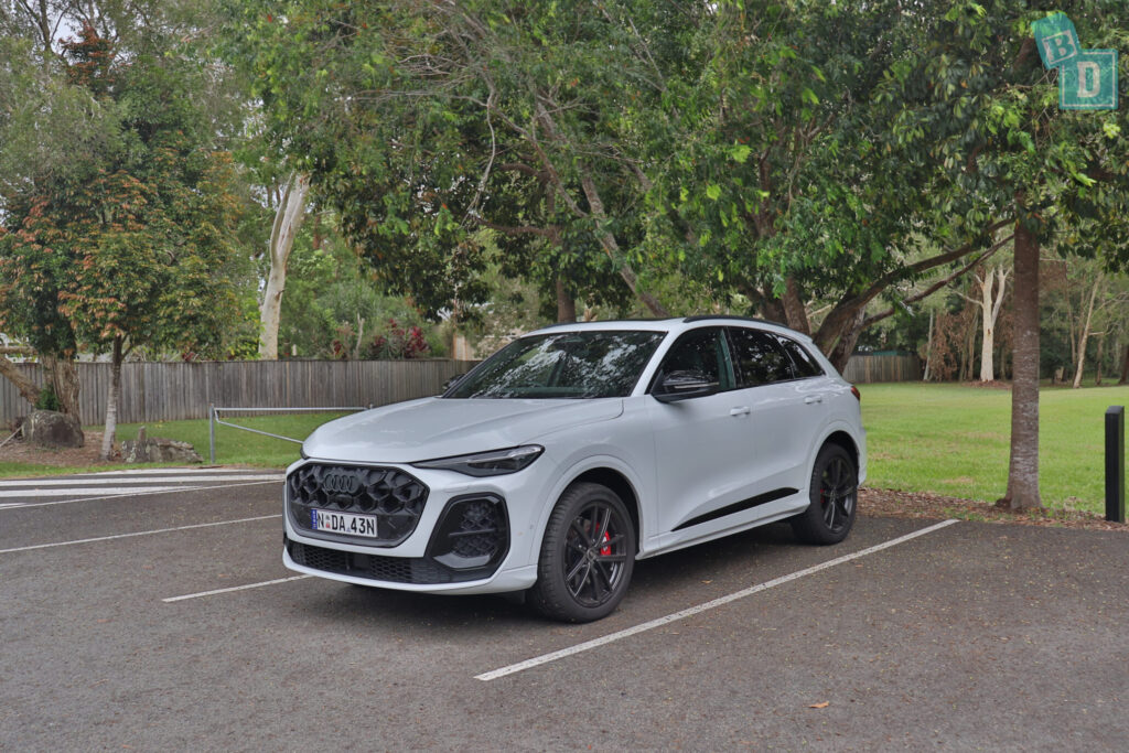 2026 Audi Q5 rear seat and legroom