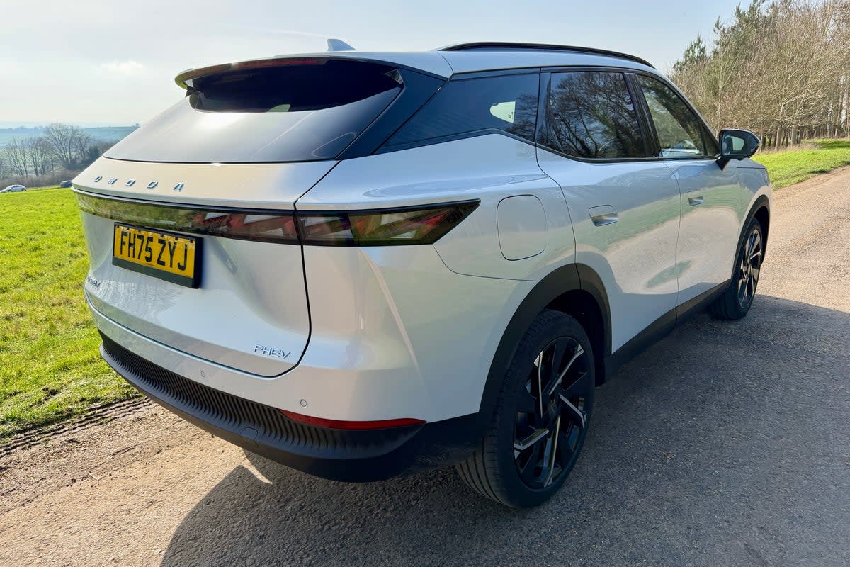 The Omoda 7's zigzag rear lights look good, but the shallow rear window limits visibility out of the back (Steve Fowler)