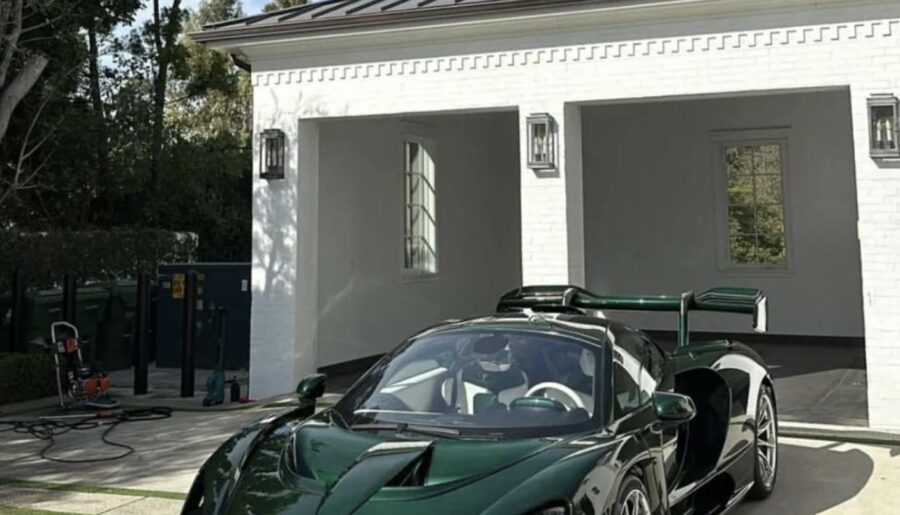 McLaren Senna (1411×1762)