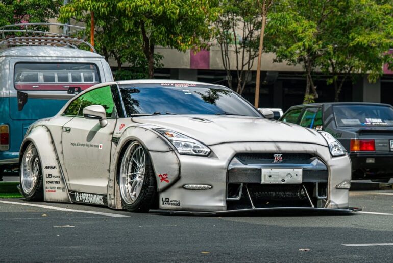 Bagged Liberty GT-R is sooo FINEEE!