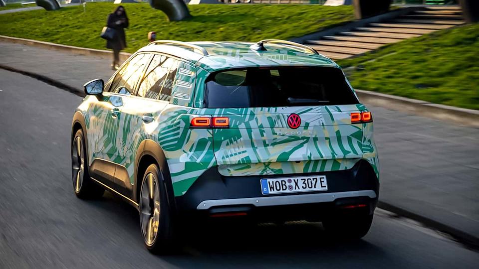 VW ID Cross series version disguised on factory pictures (2026)