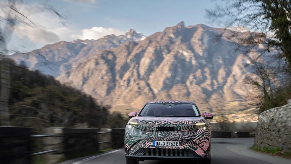 2027 Skoda Peaq teaser